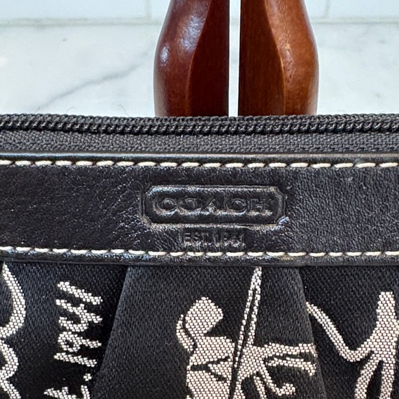 Coach Horse & Carriage Pleated Pouch Cosmetic Bag - Picture 4 of 15